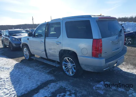 2012 Cadillac Escalade Platinum Edition from USA, damaged, VIN 1GYS4DEF5CR282695